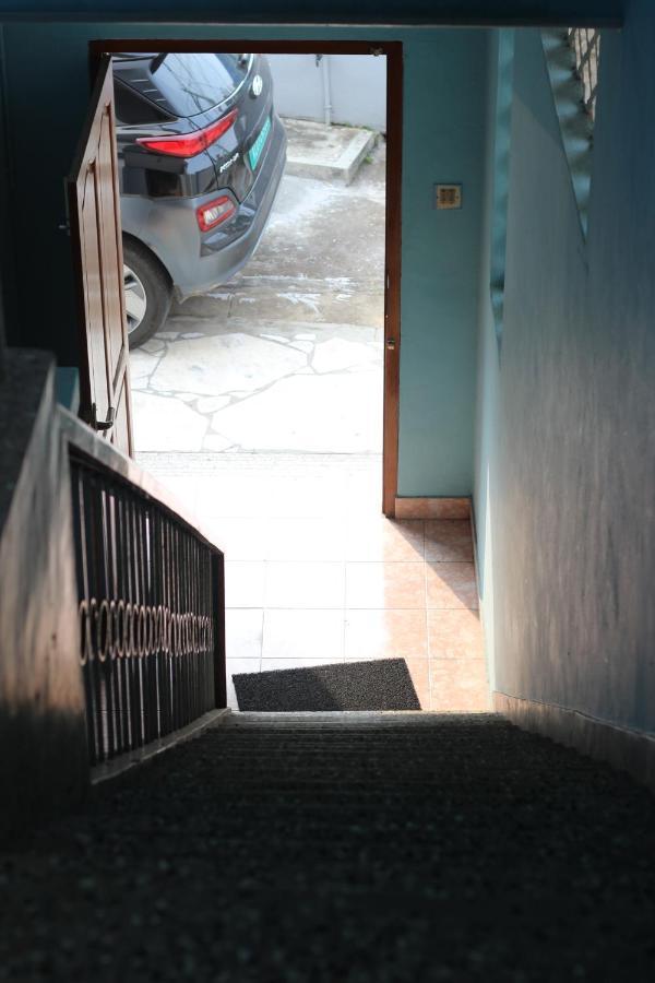 Bed And Bath For 1-8 People Hotell Thiruvananthapuram Exteriör bild
