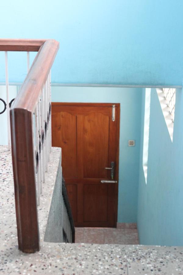Bed And Bath For 1-8 People Hotell Thiruvananthapuram Exteriör bild